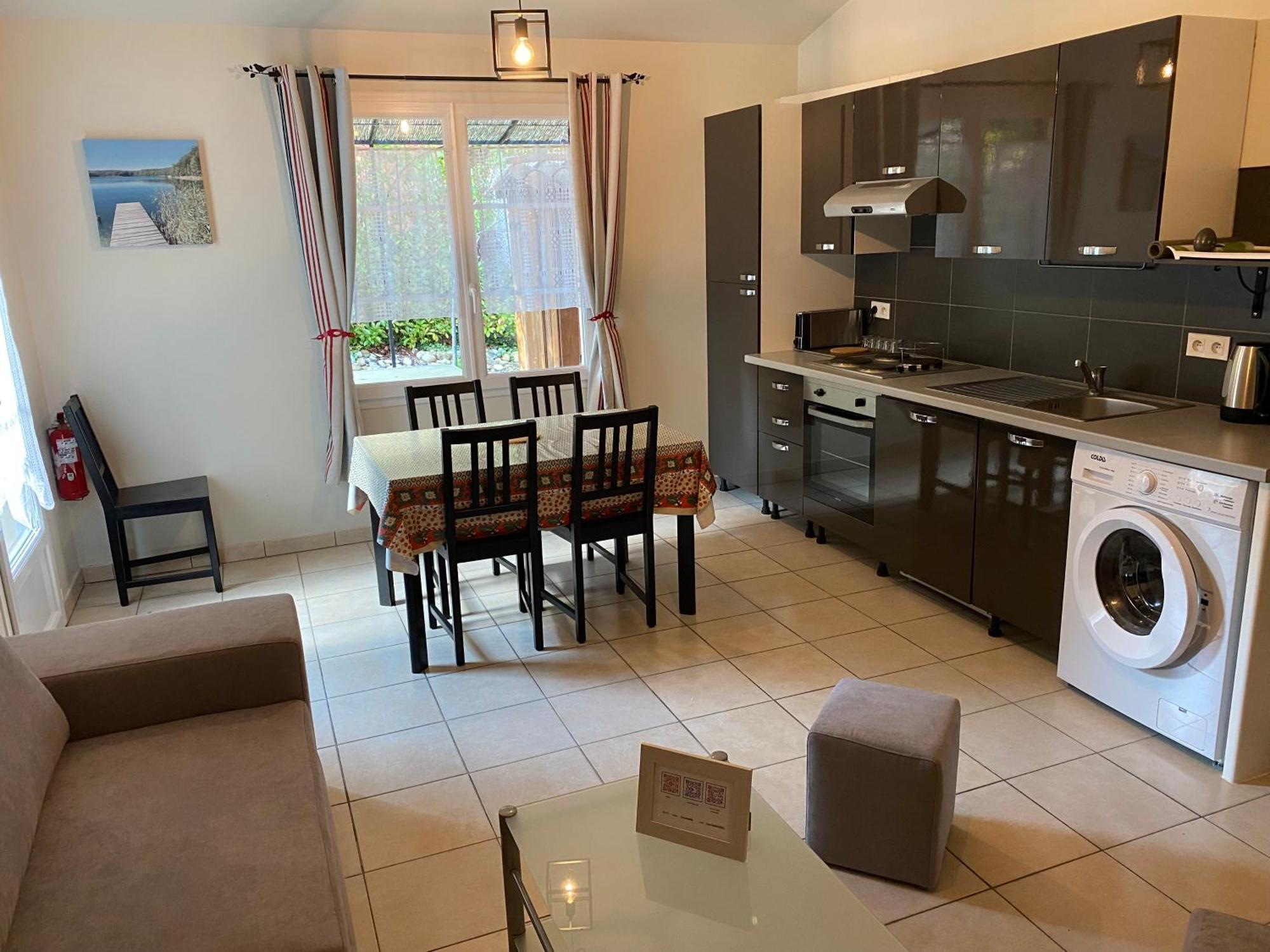 Le Petit Paradis Provencal Apartment *